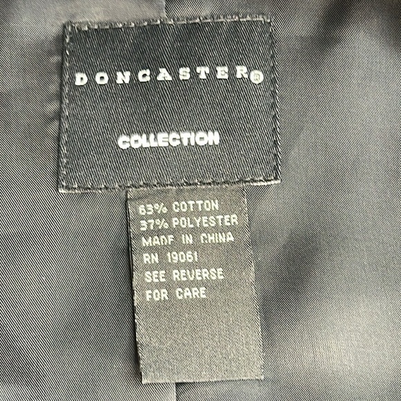 Doncaster 2Pc Women’s Suit Skirt Sz 8 Black Beige Embellished Collarless Career - Picture 13 of 16